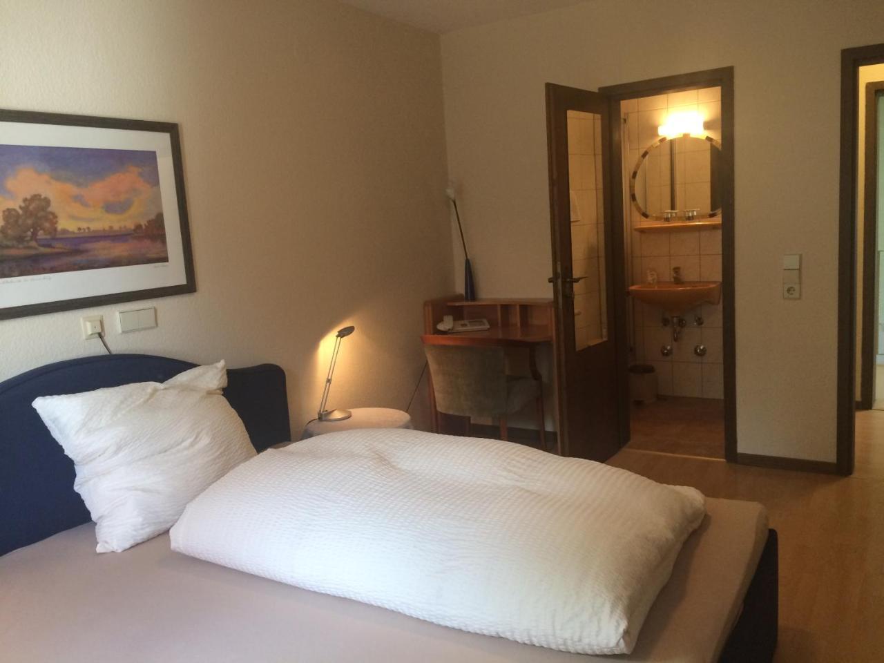 Icc Pfaelzer Hof - Hotel & Seminarhaus 쇠나우 외부 사진